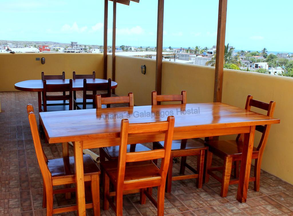 Ariana'S Galapagos Hostal Puerto Ayora  Dış mekan fotoğraf