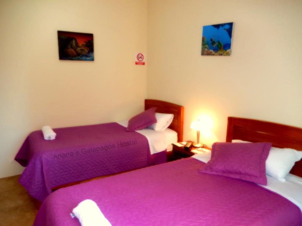 Ariana'S Galapagos Hostal Puerto Ayora  Dış mekan fotoğraf
