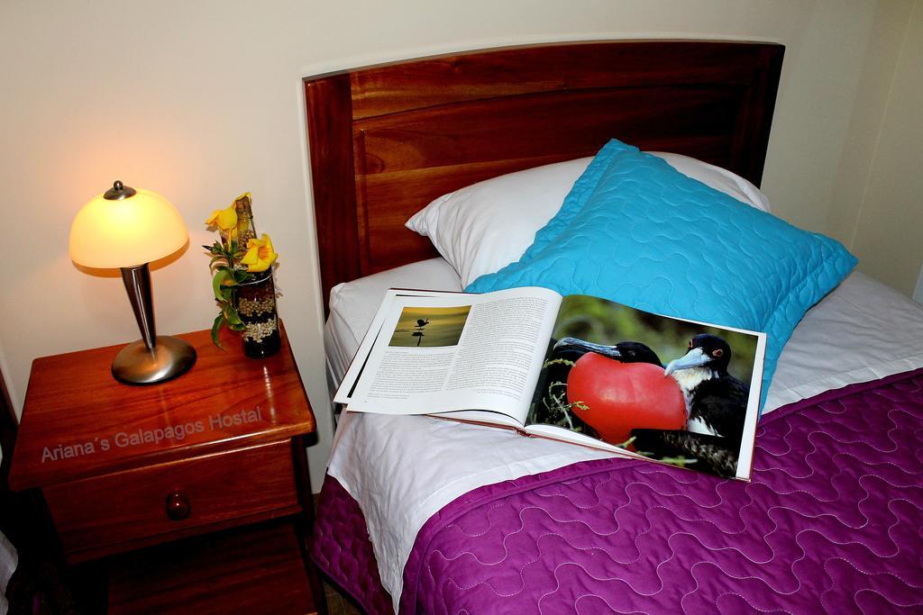 Ariana'S Galapagos Hostal Puerto Ayora  Dış mekan fotoğraf
