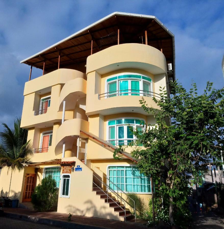 Ariana'S Galapagos Hostal Puerto Ayora  Dış mekan fotoğraf